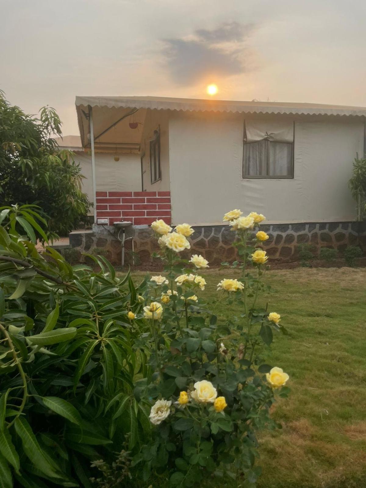 Ghātghar Sahaydri Hill View Agro Tourism - Farm Resort מראה חיצוני תמונה